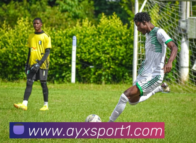 小尼克史密斯回顾湖人媒体日盛况与黄蜂时的鲜明对比