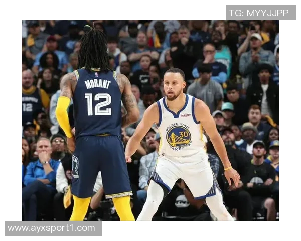 克莱替补表现回暖七投四中三分命中率高达五成贡献11分4板3助但出现关键失误