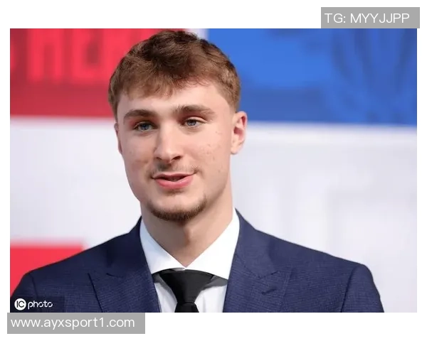 甜瓜认为独行侠具备争冠潜力弗拉格在球队中将实现稳步成长