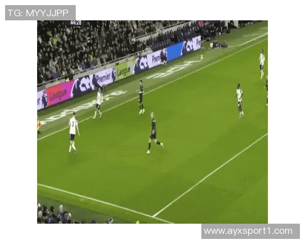 英超新格局揭晓传统BIG6遭遇危机热刺跌至第14名引发热议