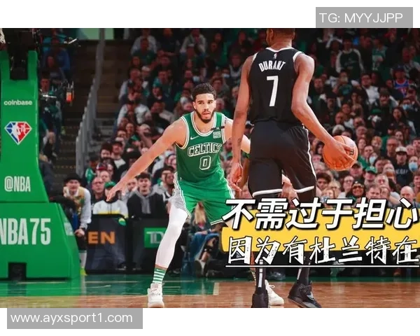 布朗强调需持续为A西蒙斯创造进攻空间其适应替补角色表现出色 布朗强调需持续为A西蒙斯创造进攻空间其适应替补角色表现出色